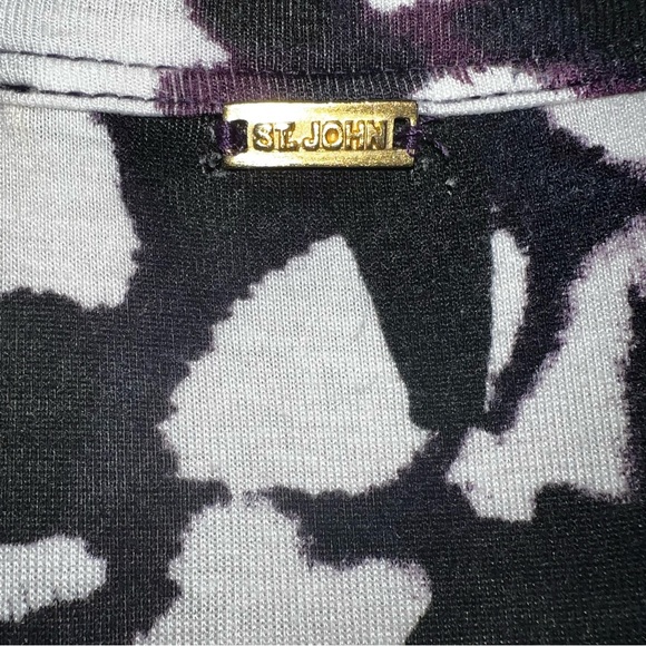 St. John Purple Printed Scoop Neck Blouse Sz P - Picture 11 of 12